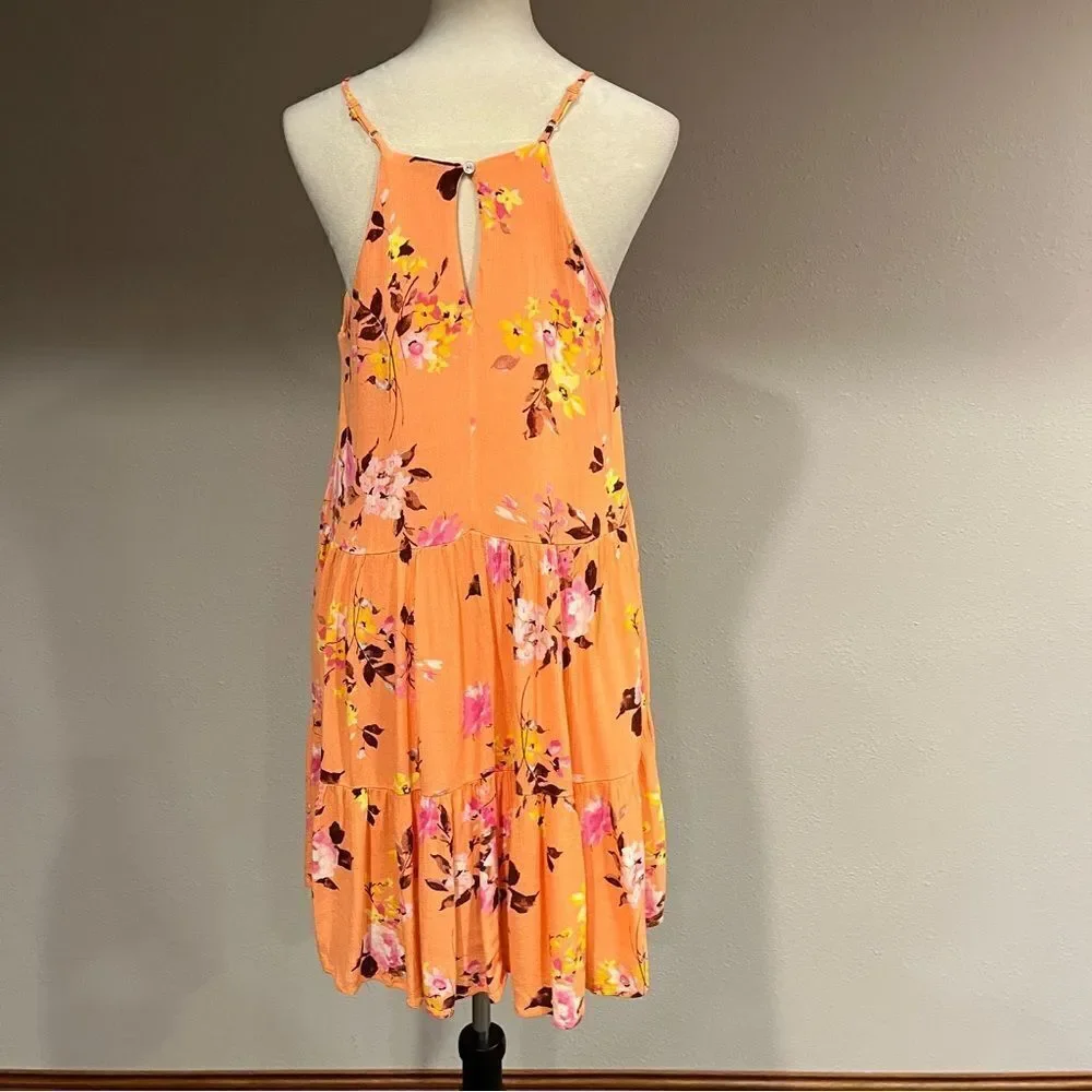 Staccato v-neck swing style flowy‎ floral dress with straps